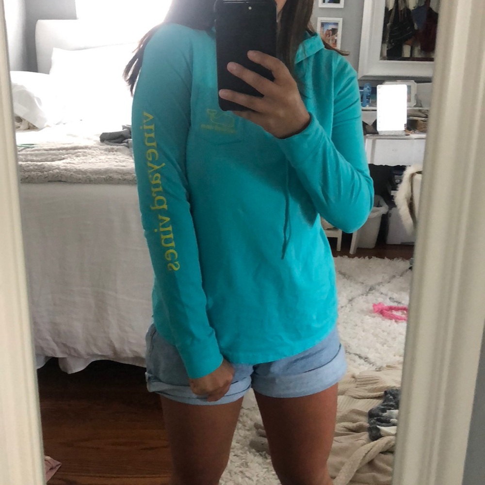 Vineyard Vines hoodie
